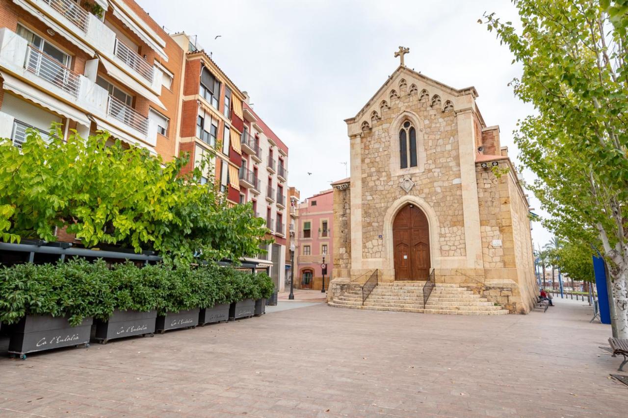 Acogedor Apartamento En Serrallo Tarragona Kültér fotó